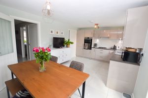 Kitchen/Diner- click for photo gallery